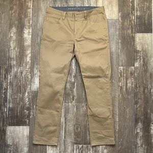 Perry Ellis Men's Khaki Chinos